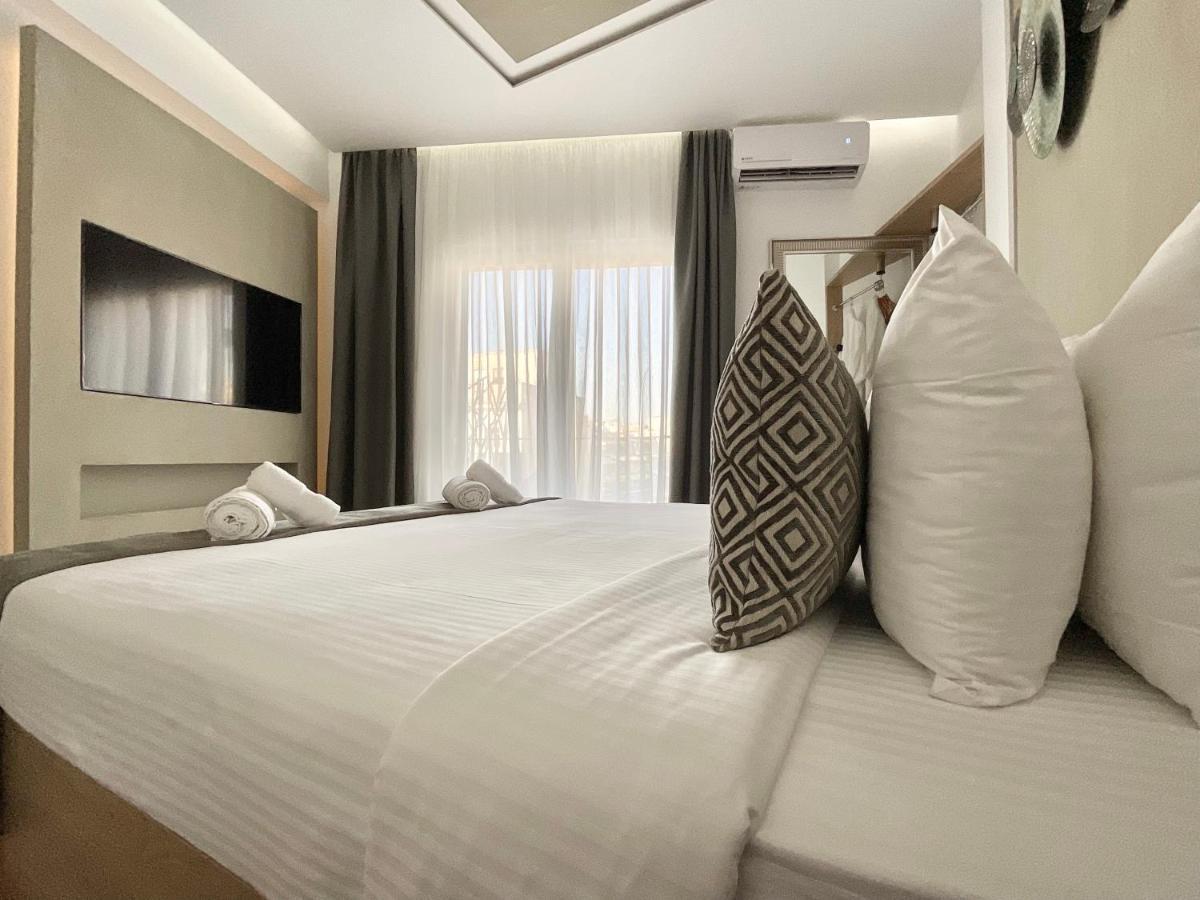 Athens Warehouse Boutique Hotel & Suites ภายนอก รูปภาพ
